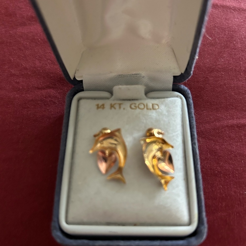 14Karat Gold Dolphin earrings